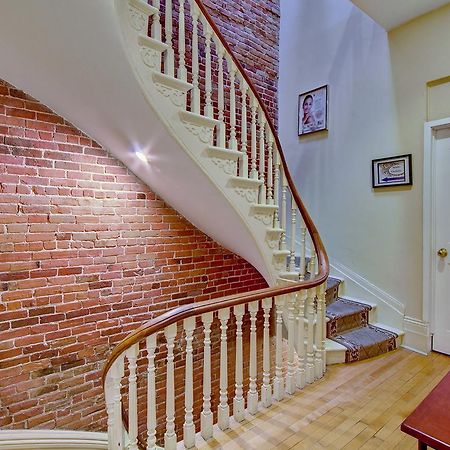 Auberge St Denis Montréal Esterno foto