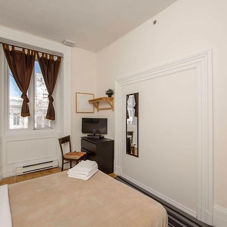 Auberge St Denis Montréal Esterno foto