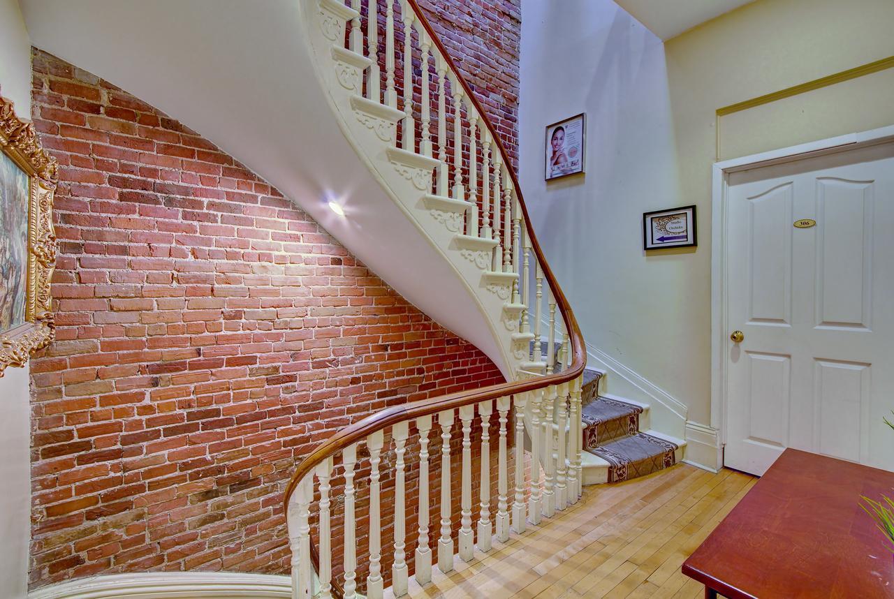 Auberge St Denis Montréal Esterno foto